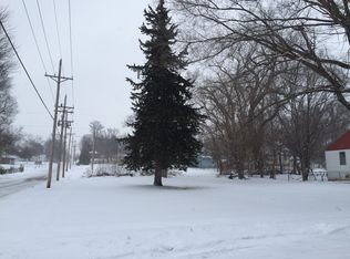 3757 N 37th St, Omaha, NE 68111