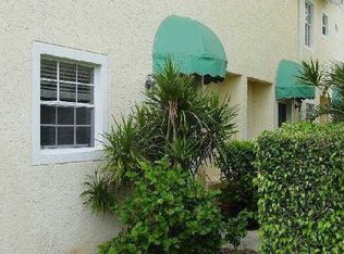 359 Waterside Dr, Hypoluxo, FL 33462