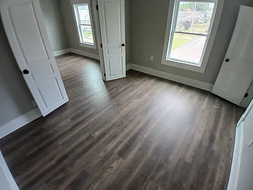 1053 Washington Ave #4 — Photo 2