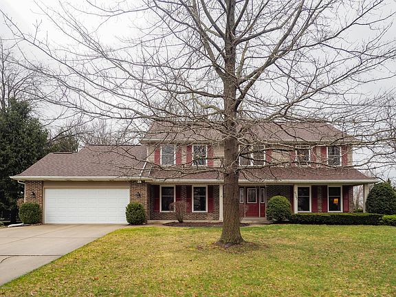 6367 Redfern Circle, Portage (102 of 43)