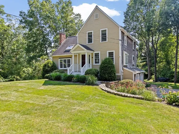 16 Three Ring Rd, Scituate, MA 02066