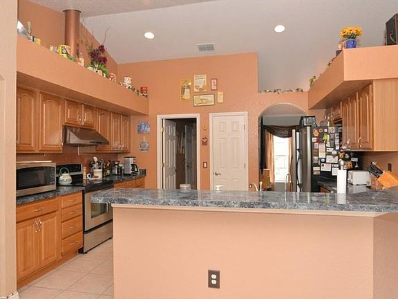 5th image of 19506 Sabal St