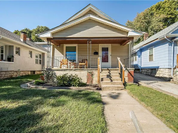 330 N Brighton Ave, Kansas City, MO 64123