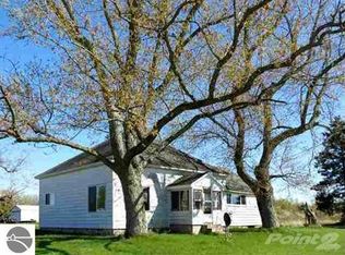 15131 Beecher Ave, Thompsonville, MI 49683