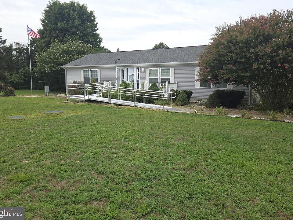 1st image of 34480 Hitch Pond Rd
