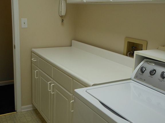 Large Laundry Room