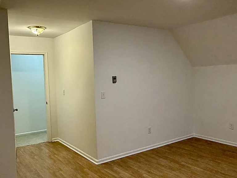 2nd floor bedroom