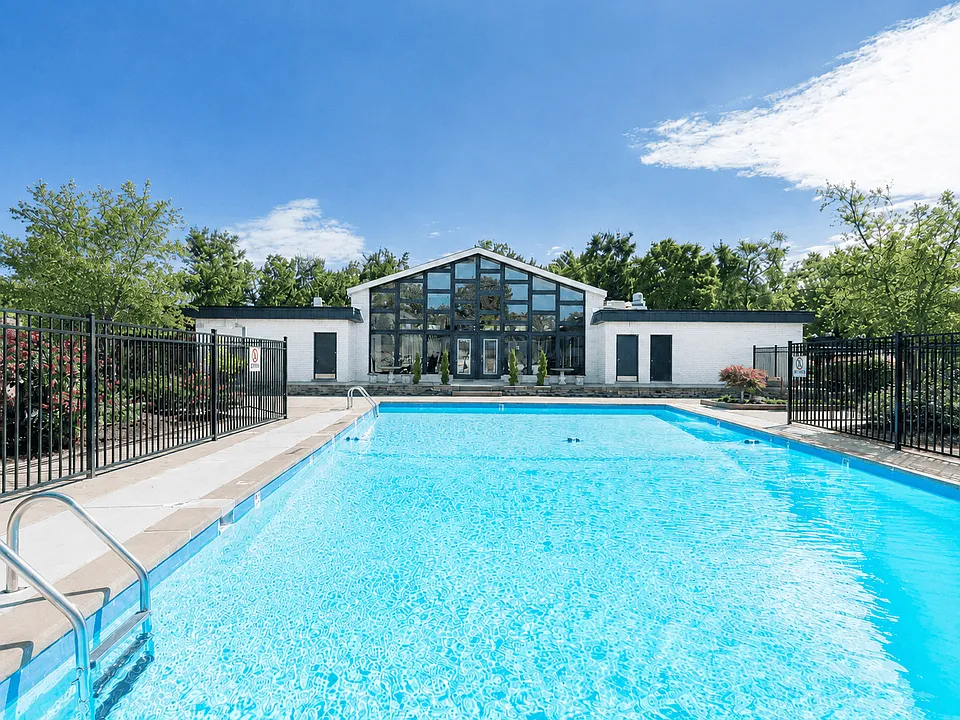 Spanish Lake Townhomes