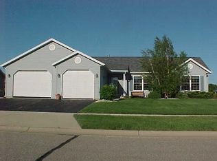 600 Arrowhead Dr, Twin Lakes, WI 53181