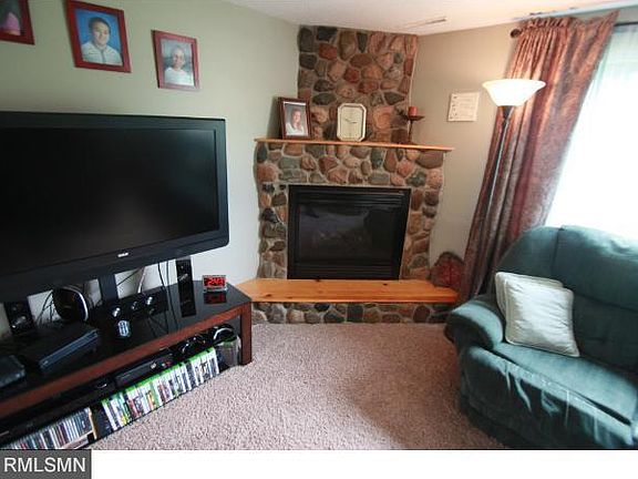 5th image of 224 9th Ave S