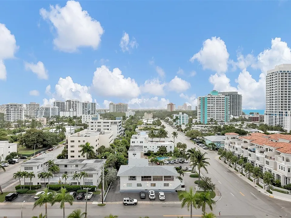 401 N Birch Rd #1014