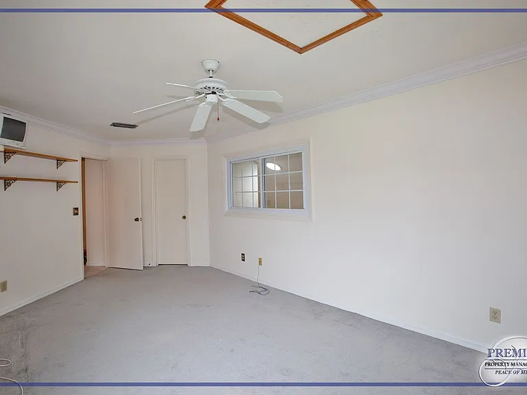 1351 Monarch Cir — Photo 21