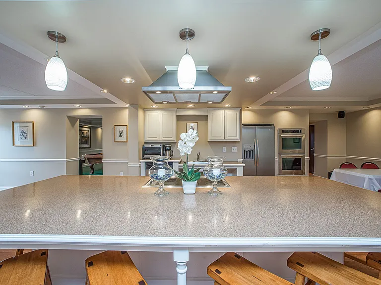 530 N Main Street - The Townhouse. — Photo 11
