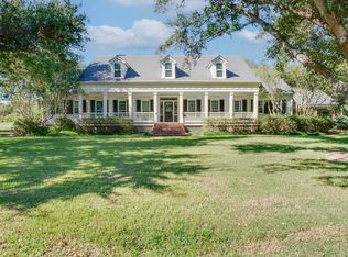 216 Ridgewood Blvd, Golden Meadow, LA 70357