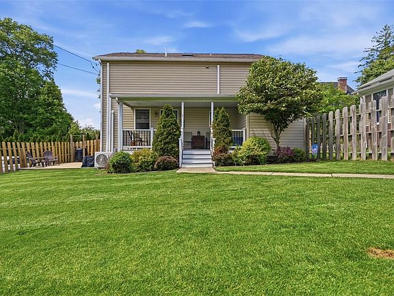 2nd image of 615 Lincoln Pl