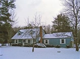 7565 Carter Rd, Northfield, OH 44067