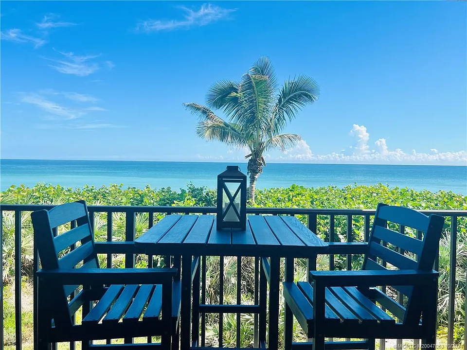 7380 S Ocean Dr #221
