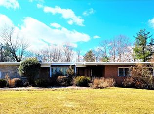 1760 Dogwood Dr, Yorktown Heights, NY 10598