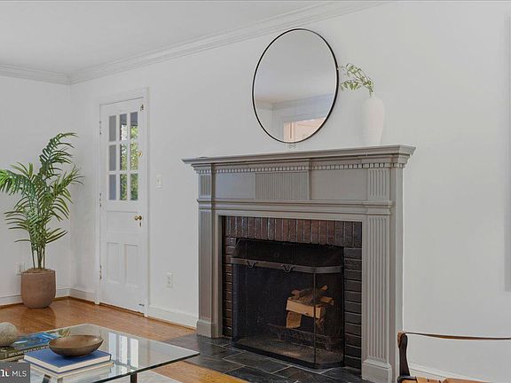 4th image of 5115 Baltimore Ave