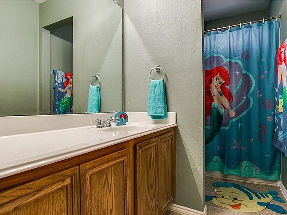 5th image of 2867 Park Place Dr
