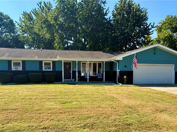 327 W Samuel St, Assumption, IL 62510