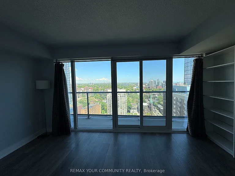 89 McGill St #2307 — Photo 6