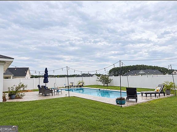 5th image of 1512 Plantation Cir