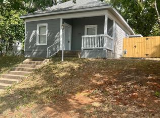 1305 W Chestnut St, Denison, TX 75020