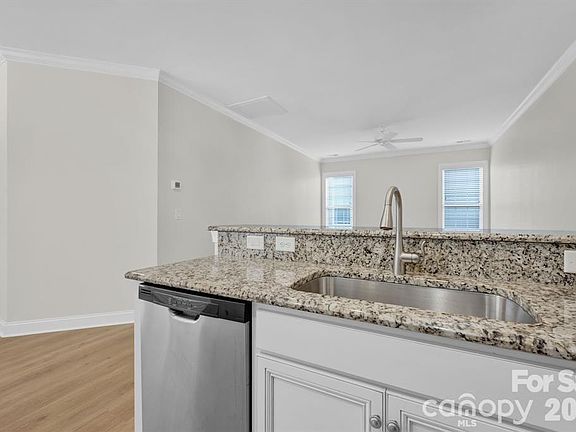 4th image of 17836 Coulter Pkwy