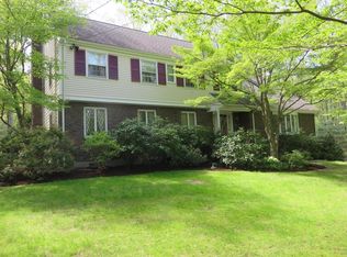 164 Country Dr, Weston, MA 02493