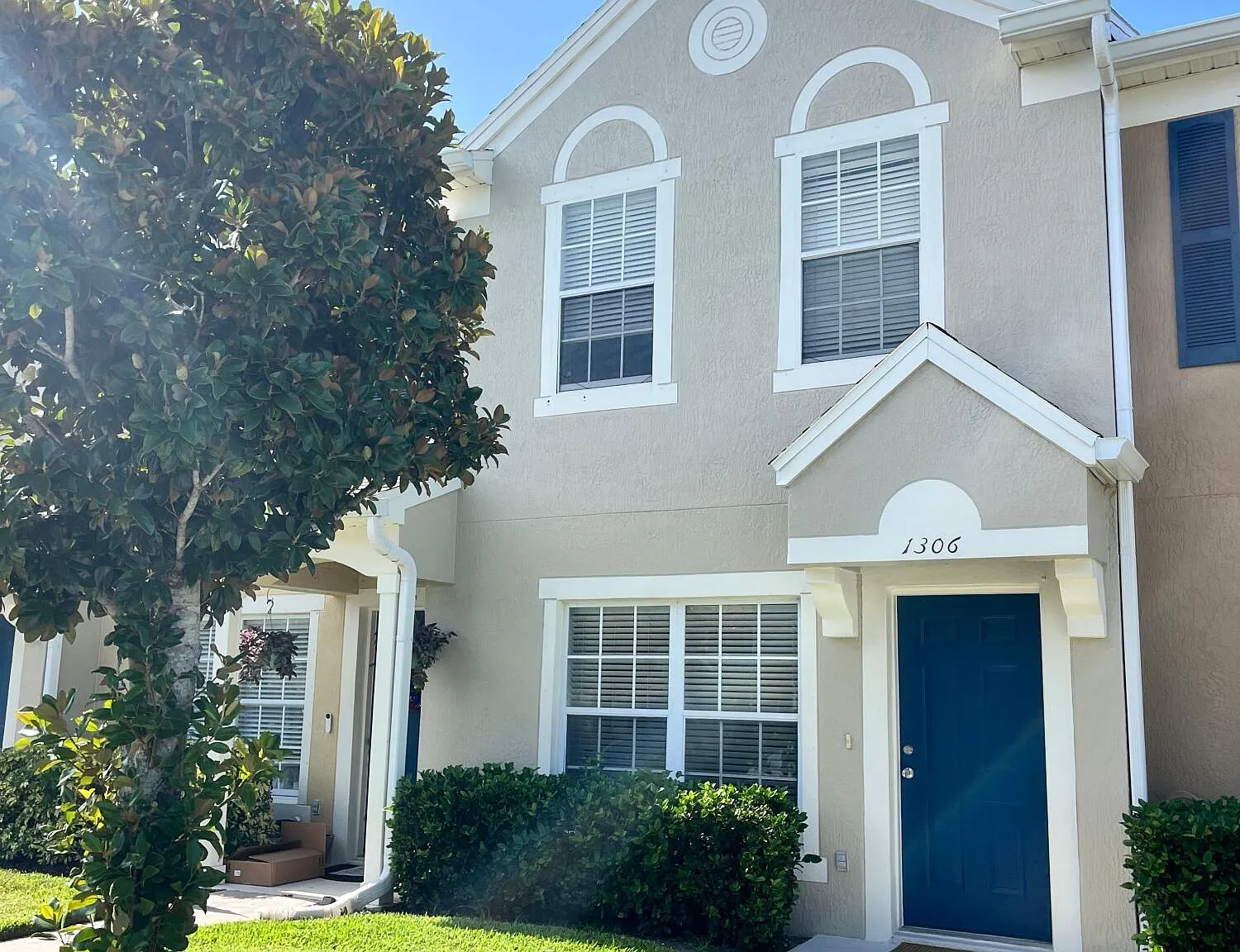 2 bed, 2.5 bath, 1110 sqft, $1,890 — Photo 1