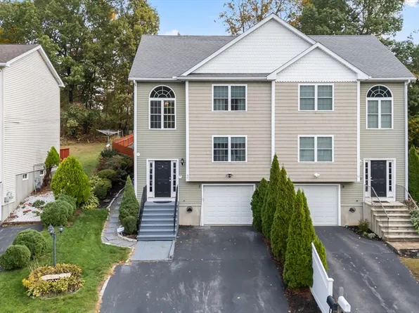 44 Dixfield St, Worcester, MA 01606