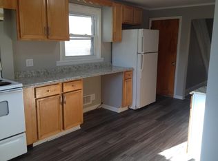 144 W Chestnut St, East Rochester, NY 14445