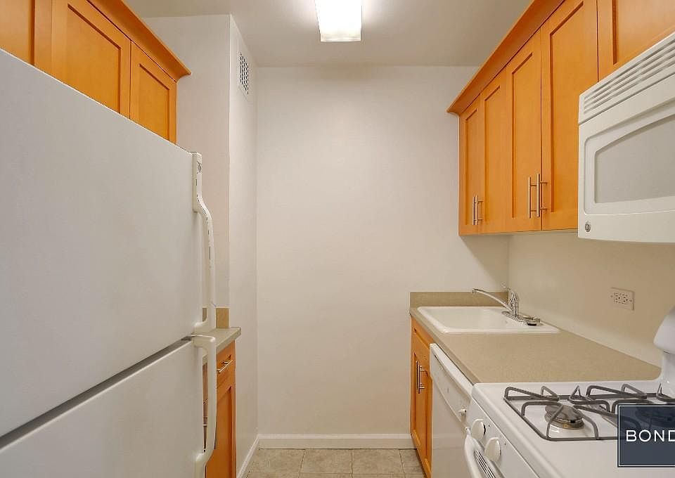 1st image of 353 E 83rd St APT 2G