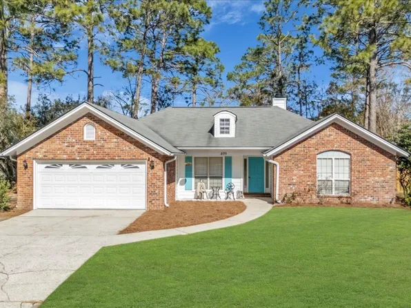409 Richmond Ln, Hinesville, GA 31313