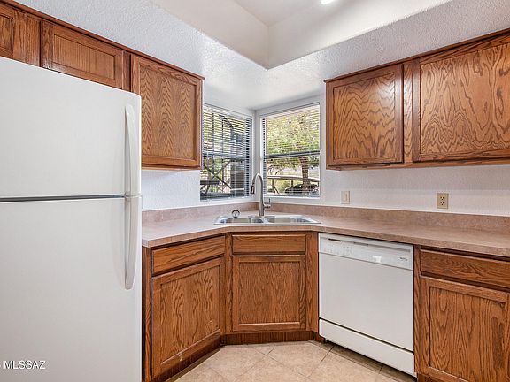 5th image of 5855 N Kolb Rd #Road6103