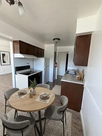 744 Michigan Ave E #4 — Photo 3