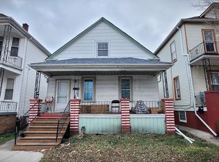 9633 Gallagher St, Hamtramck, MI 48212