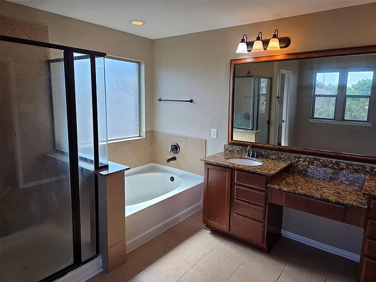 19510 Dunlay Springs Dr — Photo 39