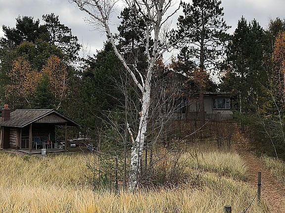 5th image of 549 Lakewood Ln