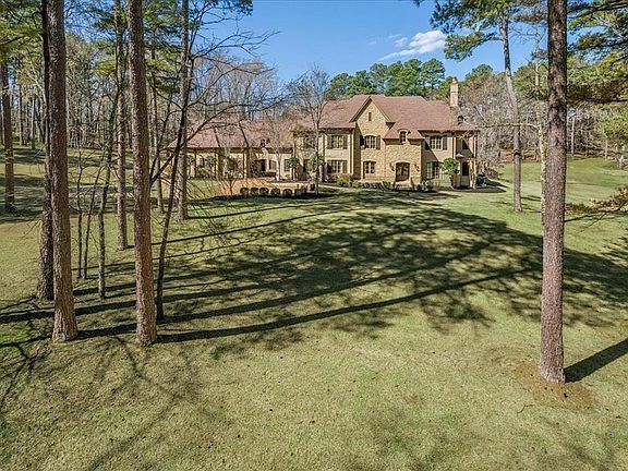 2nd image of 315 Mountain Brook Cv
