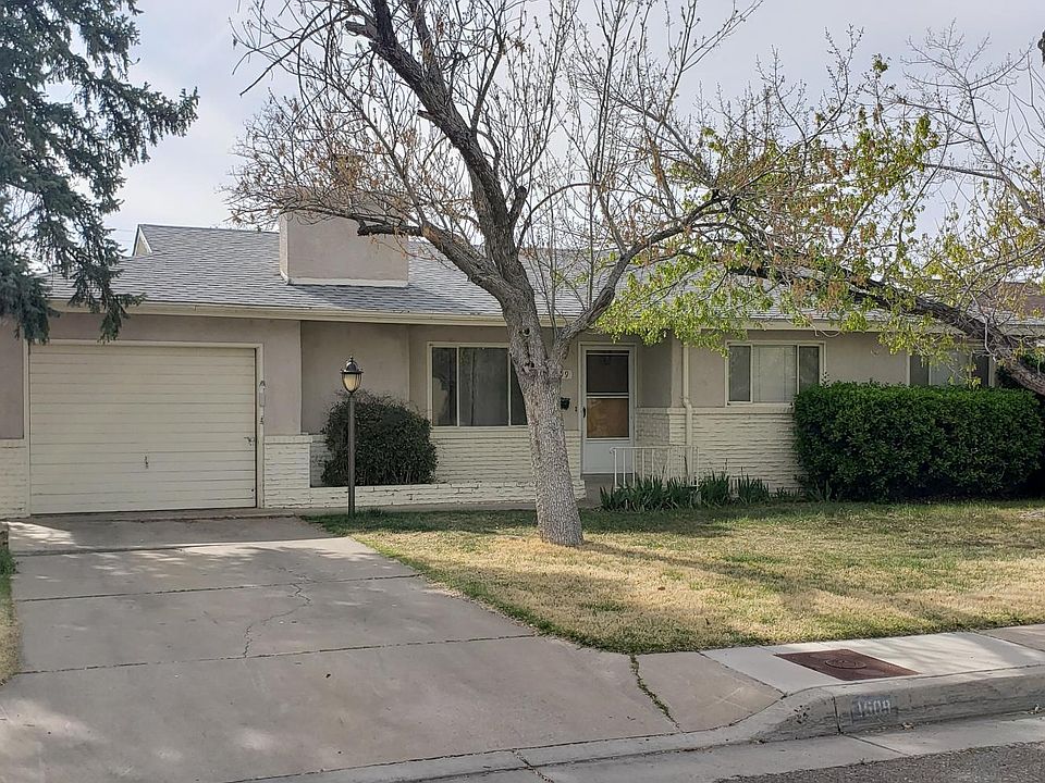 1st image of 1509 Cardenas Dr NE