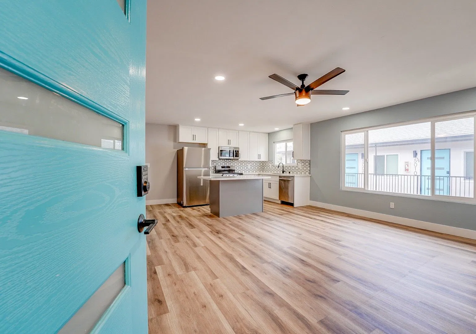 5002 Long Branch Ave. — Photo 4