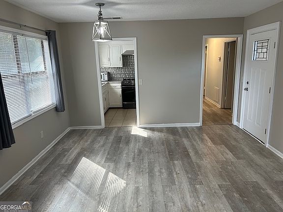 4th image of 122 Coach Lee Hill Blvd #B