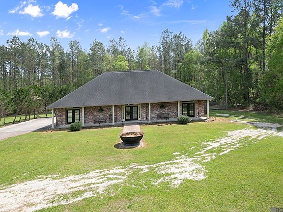 4th image of 29550 Horseshoe Rd