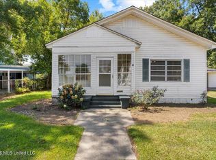 404 Dubose St, Ellisville, MS 39437