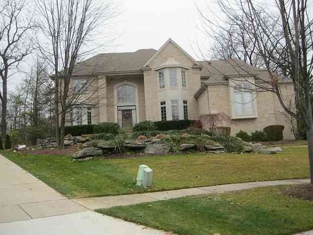 1st image of 5763 Algonquin Dr