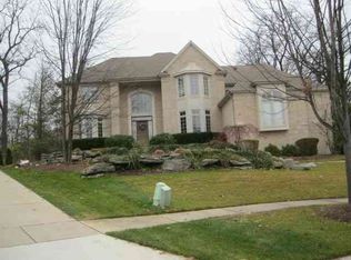 5763 Algonquin Dr, Troy, MI 48098