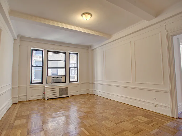 315 W 102nd St #7D — Photo 1