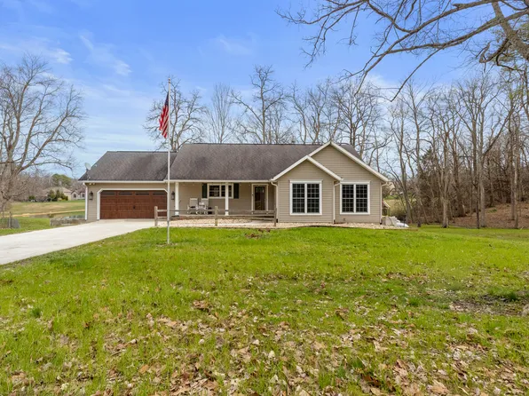 4565 W Carr Hill Rd, Columbus, IN 47201